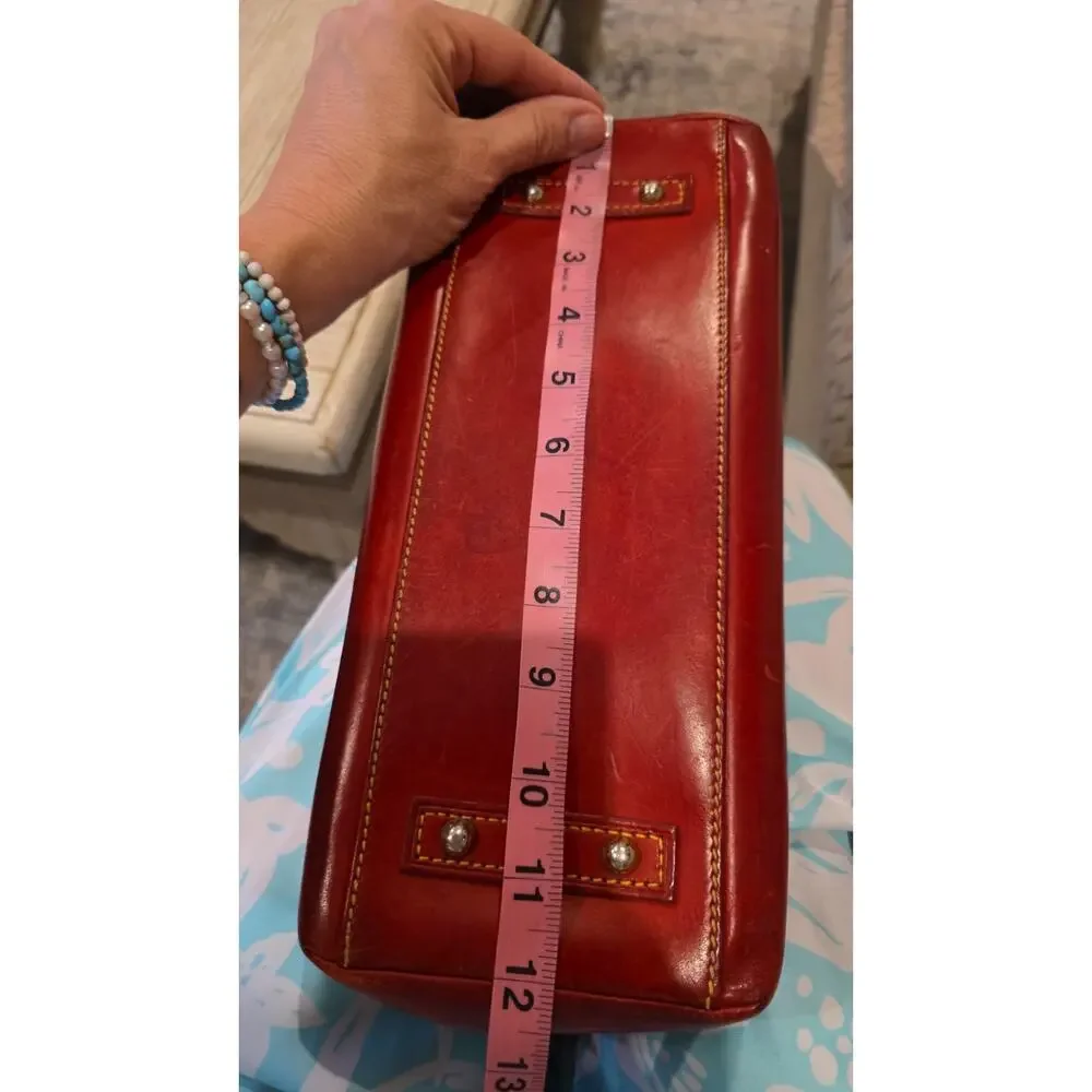 Dooney‎ & Bourke Hobo Shoulder Bag Womens Medium Red Zip Top Gold Croco Embossed